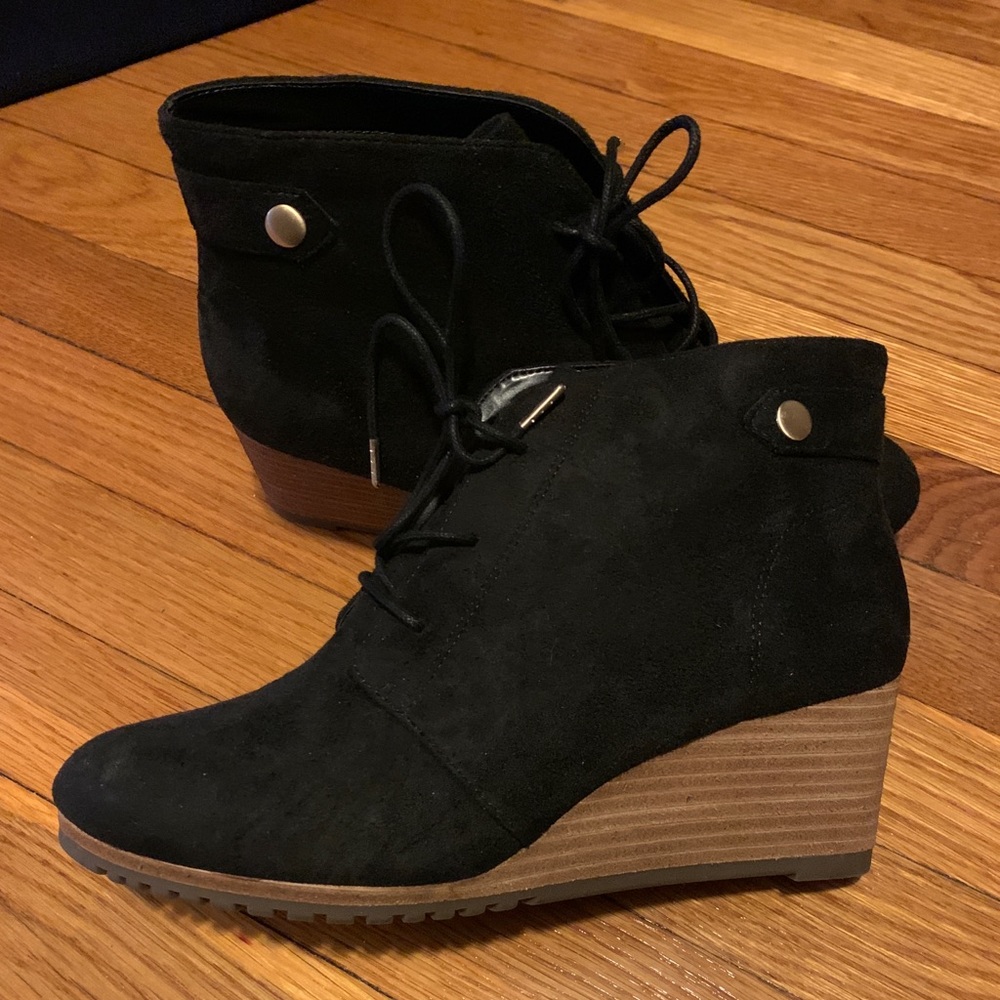 Brand new Dr Scholls wedge booties